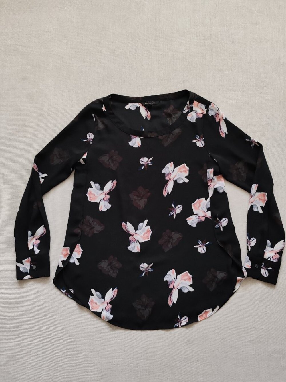 Banana Republic Floral Blouse Women’s XS Black Pink Long Sleeve Career Top